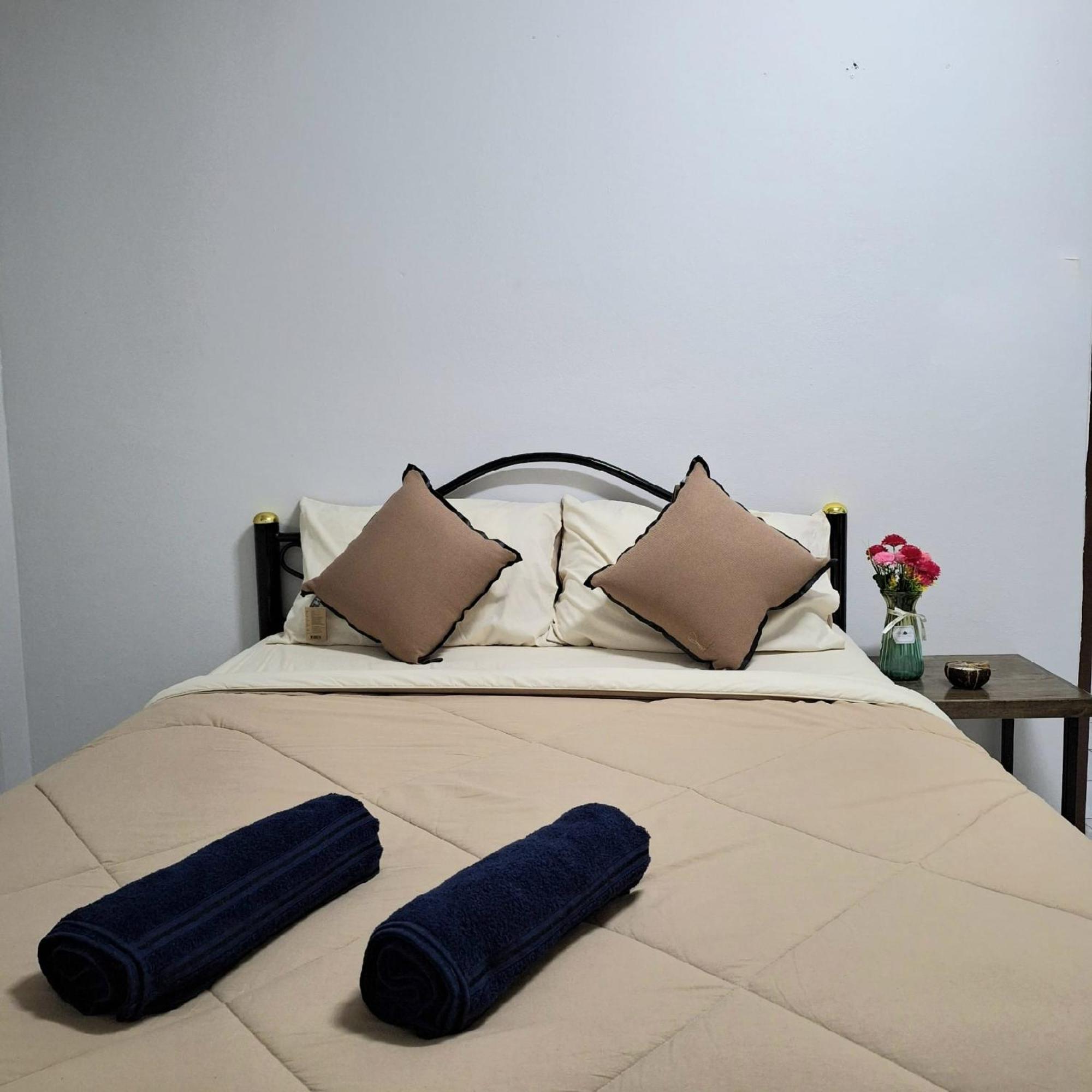 Jungle Cafe And Guesthouse Prachuap Khiri Khan Dış mekan fotoğraf